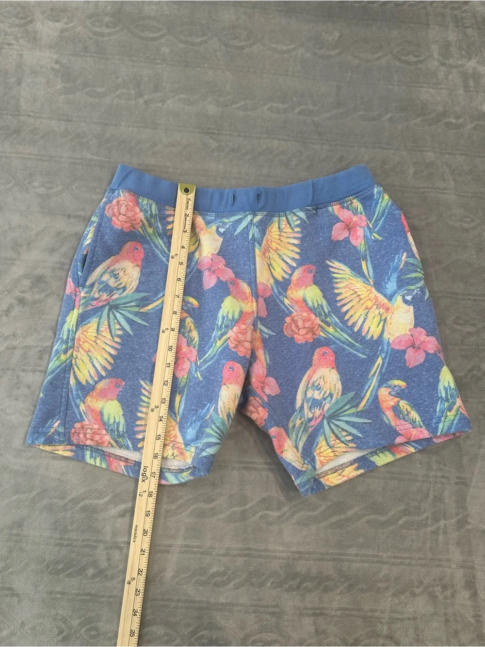 Chubbies Mens Sweat Shorts XL Blue Tropical Bird Floral Missing Drawstring